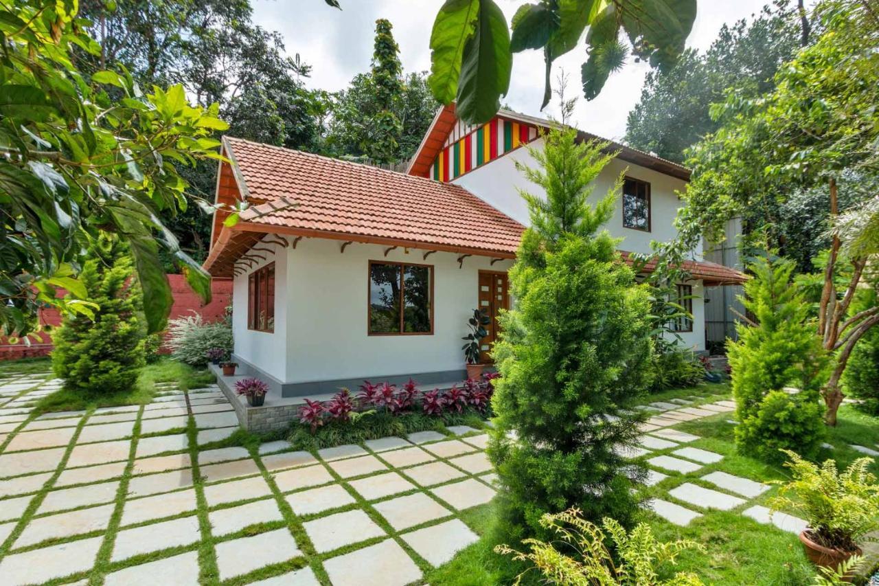 Serene Valley Resort Wayanad マナンタバディー エクステリア 写真